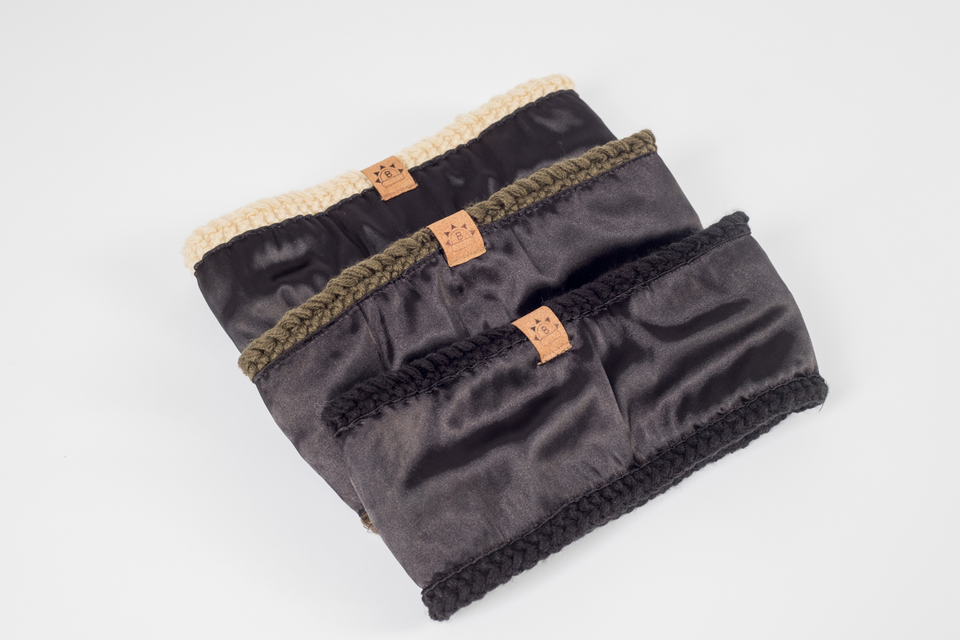 Knitted Satin Lined Headband - Black Sunrise UK Satin Lined Hats,. Satin lined Beanie, Hoodies. For children, adults, babies. For those with curly natural hair, sensitive scalps and fragile curls.